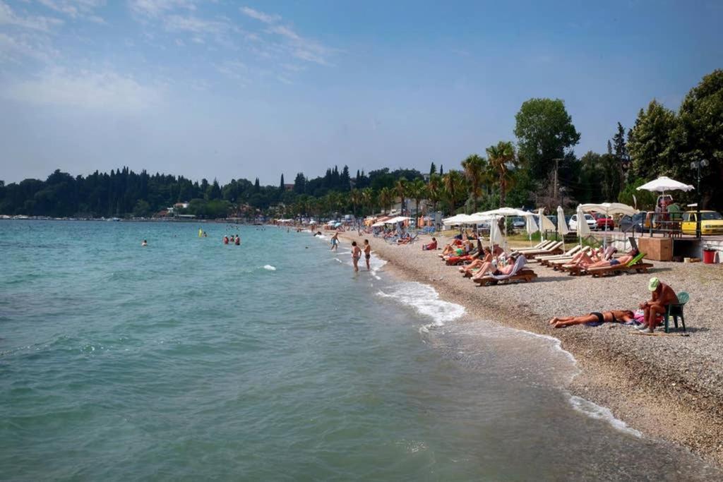 Nafsikas Apartment - Ipsos Beach ภายนอก รูปภาพ